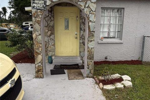 House in Bradenton, Florida 3 bedrooms, 78.78 sq.m. № 1902017 - photo 2