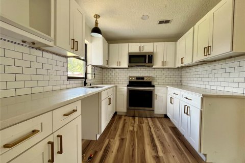Villa ou maison à vendre à Plant City, Floride: 2 chambres, 80.27 m2 № 1848169 - photo 9