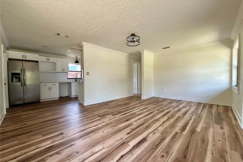 Villa ou maison à vendre à Plant City, Floride: 2 chambres, 80.27 m2 № 1848169 - photo 5