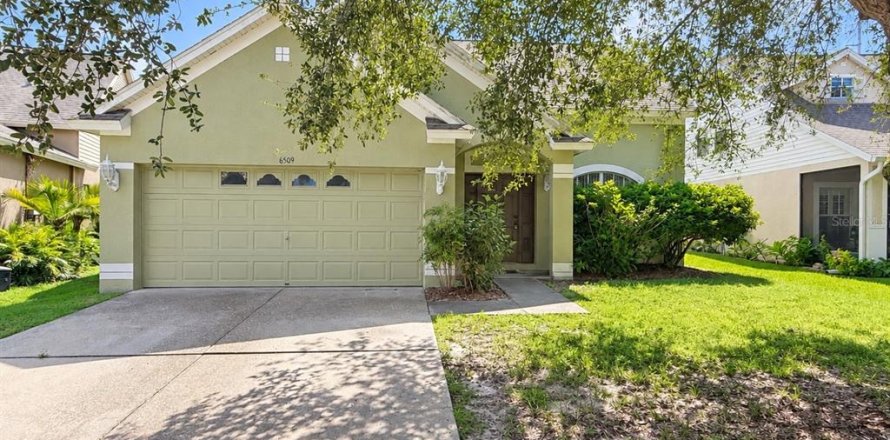 Villa ou maison à Fish Hawk, Floride 4 chambres, 191.66 m2 № 2388602