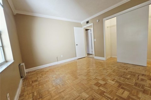 Condominio en alquiler en Tampa, Florida, 2 dormitorios, 89.19 m2 № 1787952 - foto 8