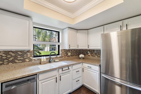 Condo in Stuart, Florida, 1 bedroom  № 2084211 - photo 14
