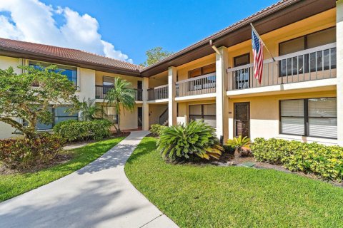 Condo in Stuart, Florida, 1 bedroom  № 2084211 - photo 5