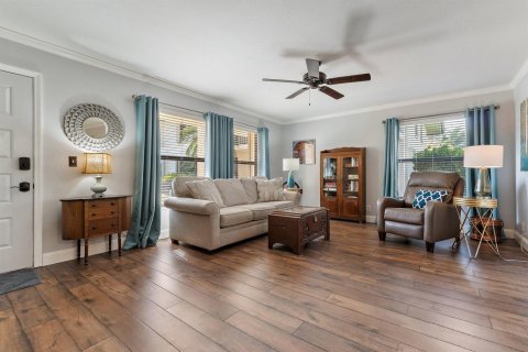 Condo in Stuart, Florida, 1 bedroom  № 2084211 - photo 2