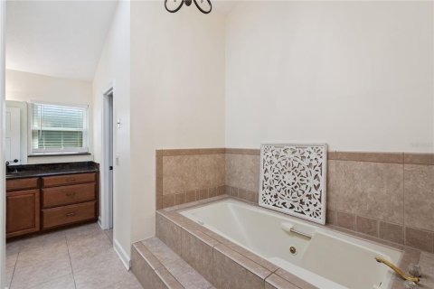 Casa en venta en Winter Springs, Florida, 5 dormitorios, 280.01 m2 № 2384070 - foto 22