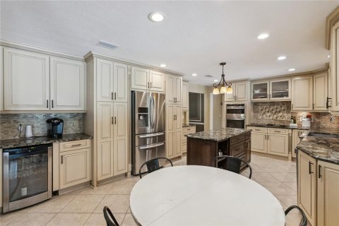 Casa en venta en Winter Springs, Florida, 5 dormitorios, 280.01 m2 № 2384070 - foto 5