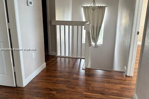 Casa en alquiler en Miami, Florida, 4 dormitorios, 212.75 m2 № 1798799 - foto 17