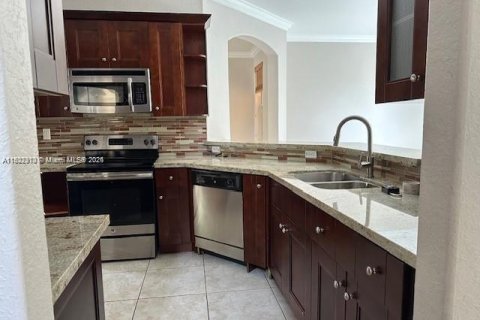 Casa en alquiler en Miami, Florida, 4 dormitorios, 212.75 m2 № 1798799 - foto 5