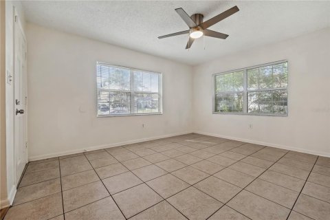 Villa ou maison à louer à Tampa, Floride: 3 chambres, 98.85 m2 № 2419583 - photo 5