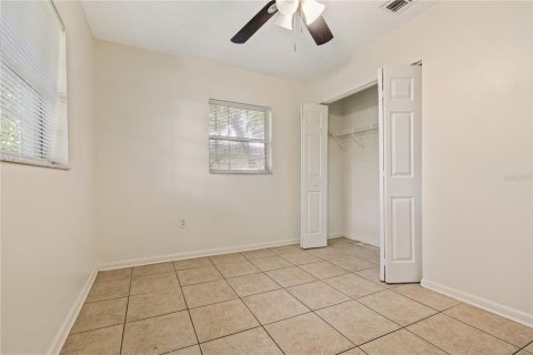 Villa ou maison à louer à Tampa, Floride: 3 chambres, 98.85 m2 № 2419583 - photo 18