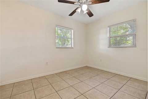 Villa ou maison à louer à Tampa, Floride: 3 chambres, 98.85 m2 № 2419583 - photo 17