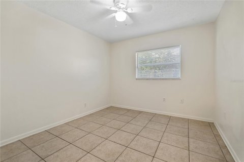 Villa ou maison à louer à Tampa, Floride: 3 chambres, 98.85 m2 № 2419583 - photo 12