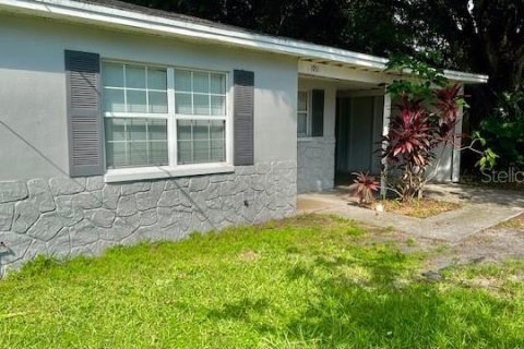 Villa ou maison à louer à Tampa, Floride: 3 chambres, 98.85 m2 № 2419583 - photo 2