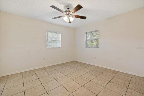 Villa ou maison à louer à Tampa, Floride: 3 chambres, 98.85 m2 № 2419583 - photo 14