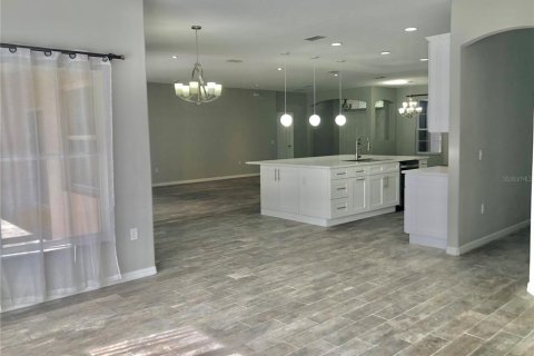 Casa en alquiler en Kissimmee, Florida, 3 dormitorios, 238.39 m2 № 1886976 - foto 5