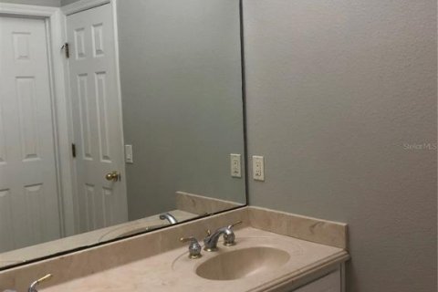 Casa en alquiler en Kissimmee, Florida, 3 dormitorios, 238.39 m2 № 1886976 - foto 13
