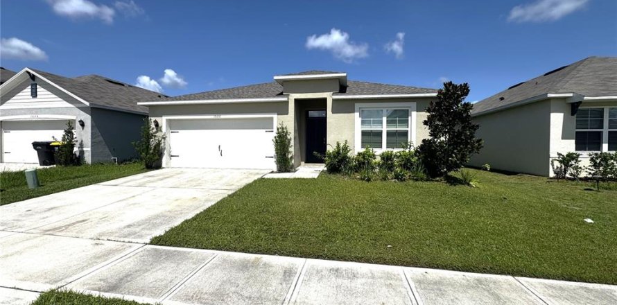 Villa ou maison à Davenport, Floride 4 chambres, 171.96 m2 № 2157672