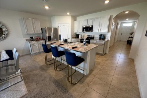 Villa ou maison à louer à Davenport, Floride: 4 chambres, 171.96 m2 № 2157672 - photo 10