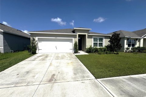 Villa ou maison à louer à Davenport, Floride: 4 chambres, 171.96 m2 № 2157672 - photo 3