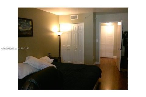 Condo à Miami, Floride, 2 chambres  № 2168813