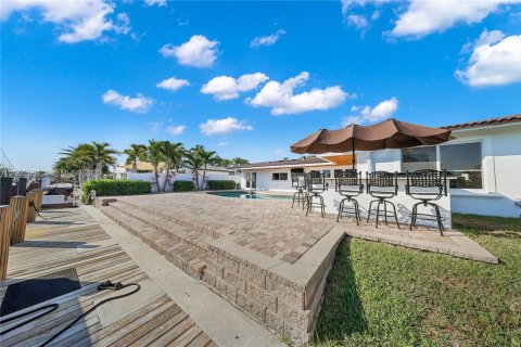 Villa ou maison à vendre à Pompano Beach, Floride: 3 chambres, 145.3 m2 № 1977173 - photo 24