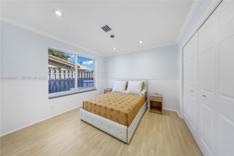 Villa ou maison à vendre à Pompano Beach, Floride: 3 chambres, 145.3 m2 № 1977173 - photo 19