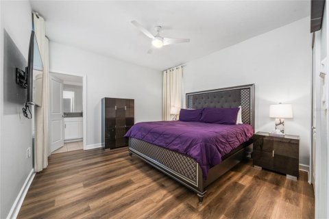 Villa ou maison à louer à Davenport, Floride: 5 chambres, 286.23 m2 № 1902978 - photo 10