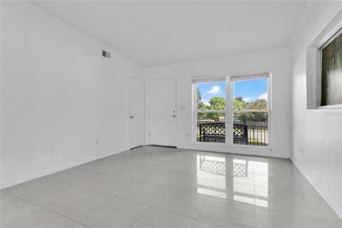 Villa ou maison à vendre à Orlando, Floride: 3 chambres, 149.2 m2 № 2199490 - photo 6