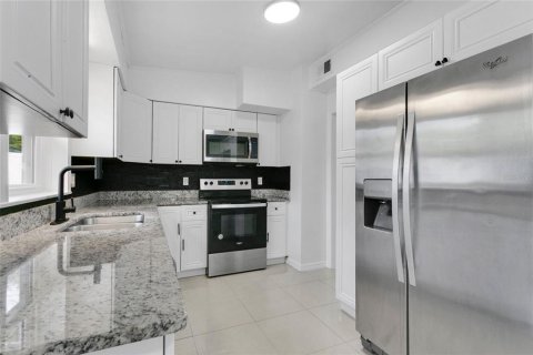 Villa ou maison à vendre à Orlando, Floride: 3 chambres, 149.2 m2 № 2199490 - photo 9