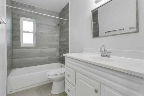 Villa ou maison à vendre à Orlando, Floride: 3 chambres, 149.2 m2 № 2199490 - photo 21