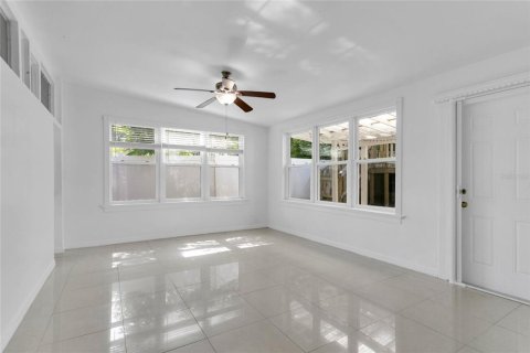 Villa ou maison à vendre à Orlando, Floride: 3 chambres, 149.2 m2 № 2199490 - photo 12