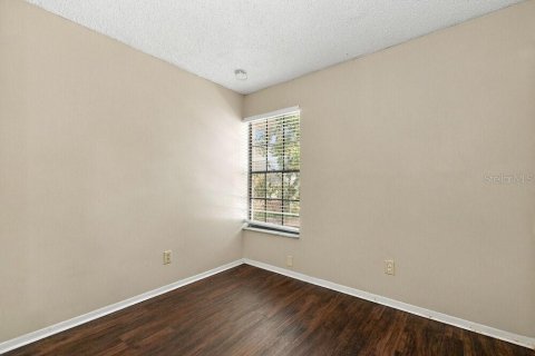 Villa ou maison à louer à Apopka, Floride: 3 chambres, 133.97 m2 № 2423905 - photo 14