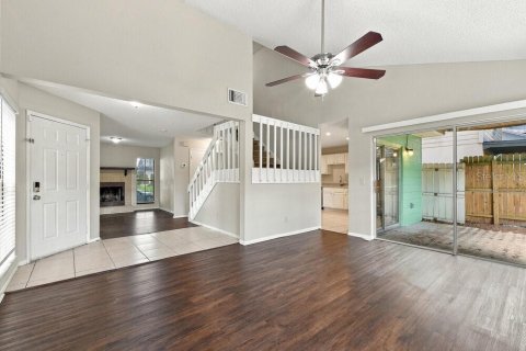 Villa ou maison à louer à Apopka, Floride: 3 chambres, 133.97 m2 № 2423905 - photo 5