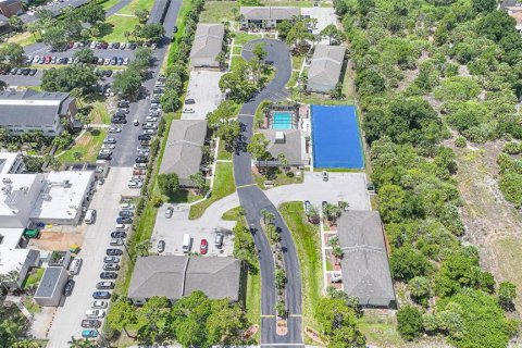Copropriété à vendre à Port Charlotte, Floride: 2 chambres, 78.04 m2 № 2225284 - photo 11