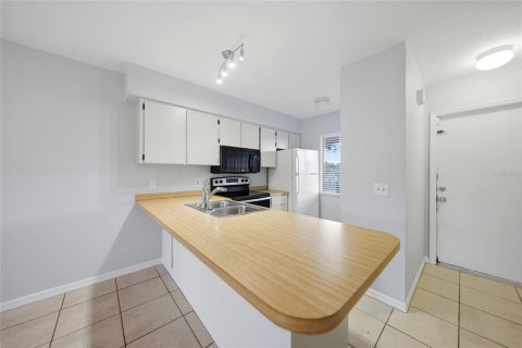 Copropriété à vendre à Port Charlotte, Floride: 2 chambres, 78.04 m2 № 2225284 - photo 20
