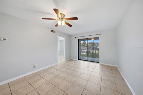 Copropriété à vendre à Port Charlotte, Floride: 2 chambres, 78.04 m2 № 2225284 - photo 26