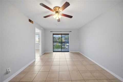 Copropriété à vendre à Port Charlotte, Floride: 2 chambres, 78.04 m2 № 2225284 - photo 25