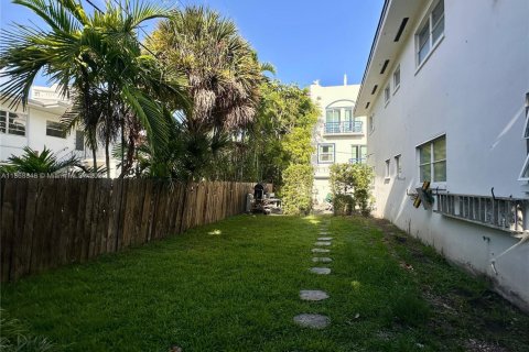 Apartment in Bay Harbor Islands, Florida 1 bedroom, 97.55 sq.m. № 1896532 - photo 21