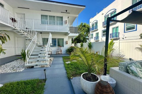 Apartment in Bay Harbor Islands, Florida 1 bedroom, 97.55 sq.m. № 1896532 - photo 17