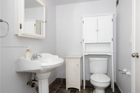 Купить кондоминиум в Авентура, Флорида 2 спальни, 117.8м2, № 1709107 - фото 9