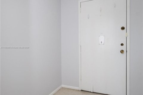 Купить кондоминиум в Авентура, Флорида 2 спальни, 117.8м2, № 1709107 - фото 15