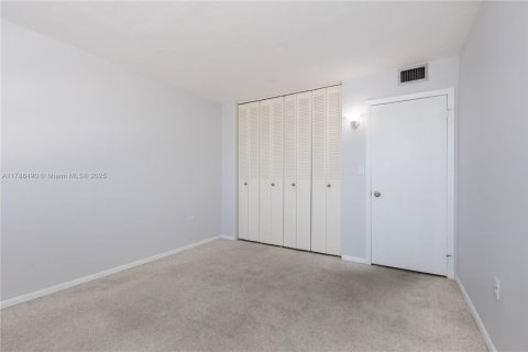 Купить кондоминиум в Авентура, Флорида 2 спальни, 117.8м2, № 1709107 - фото 22