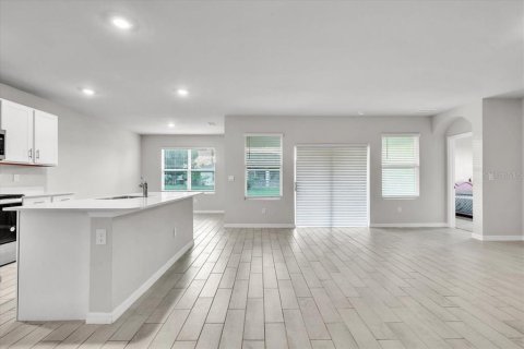 Villa ou maison à vendre à Punta Gorda, Floride: 4 chambres, 188.78 m2 № 2420513 - photo 11