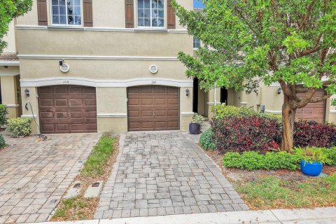 Touwnhouse à louer à Deerfield Beach, Floride: 3 chambres, 146.04 m2 № 2078579 - photo 28