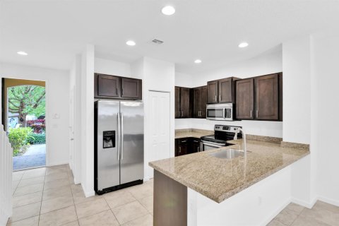 Touwnhouse à louer à Deerfield Beach, Floride: 3 chambres, 146.04 m2 № 2078579 - photo 7
