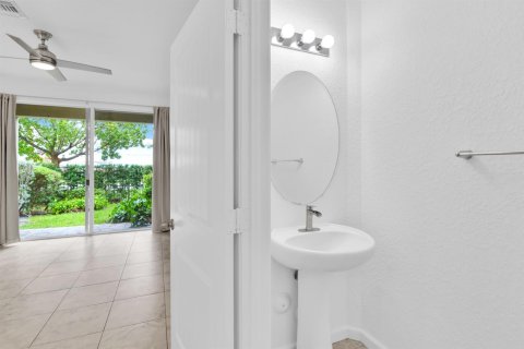 Touwnhouse à louer à Deerfield Beach, Floride: 3 chambres, 146.04 m2 № 2078579 - photo 5