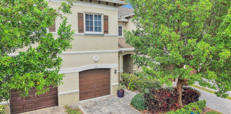 Touwnhouse à Deerfield Beach, Floride 3 chambres, 146.04 m2 № 2078579