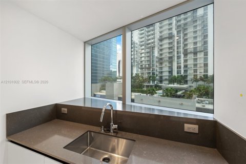 Снять в аренду кондоминиум в Майами, Флорида 57.41м2, № 2409032 - фото 10