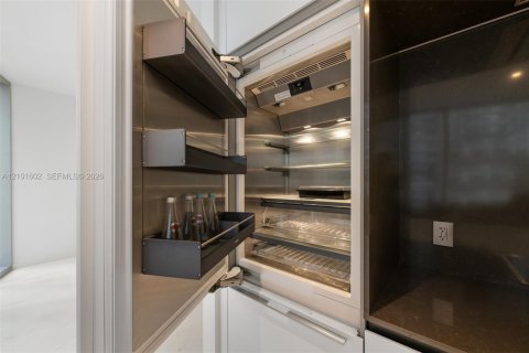 Снять в аренду кондоминиум в Майами, Флорида 57.41м2, № 2409032 - фото 14
