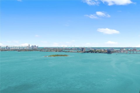 Condo in Miami, Florida, 3 bedrooms  № 1753008 - photo 13